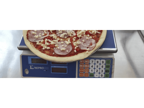 Повний контроль над приготуванням ароматної піци B&W Pizza